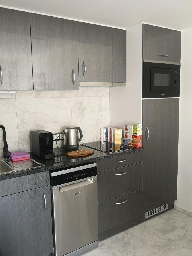 Lilie Appartement In Heviz Mit Tiefgarage, New And Modern Luaran gambar