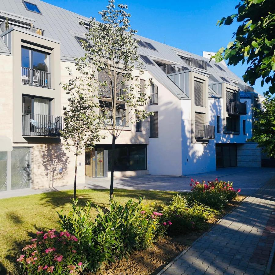 Lilie Appartement In Heviz Mit Tiefgarage, New And Modern Luaran gambar