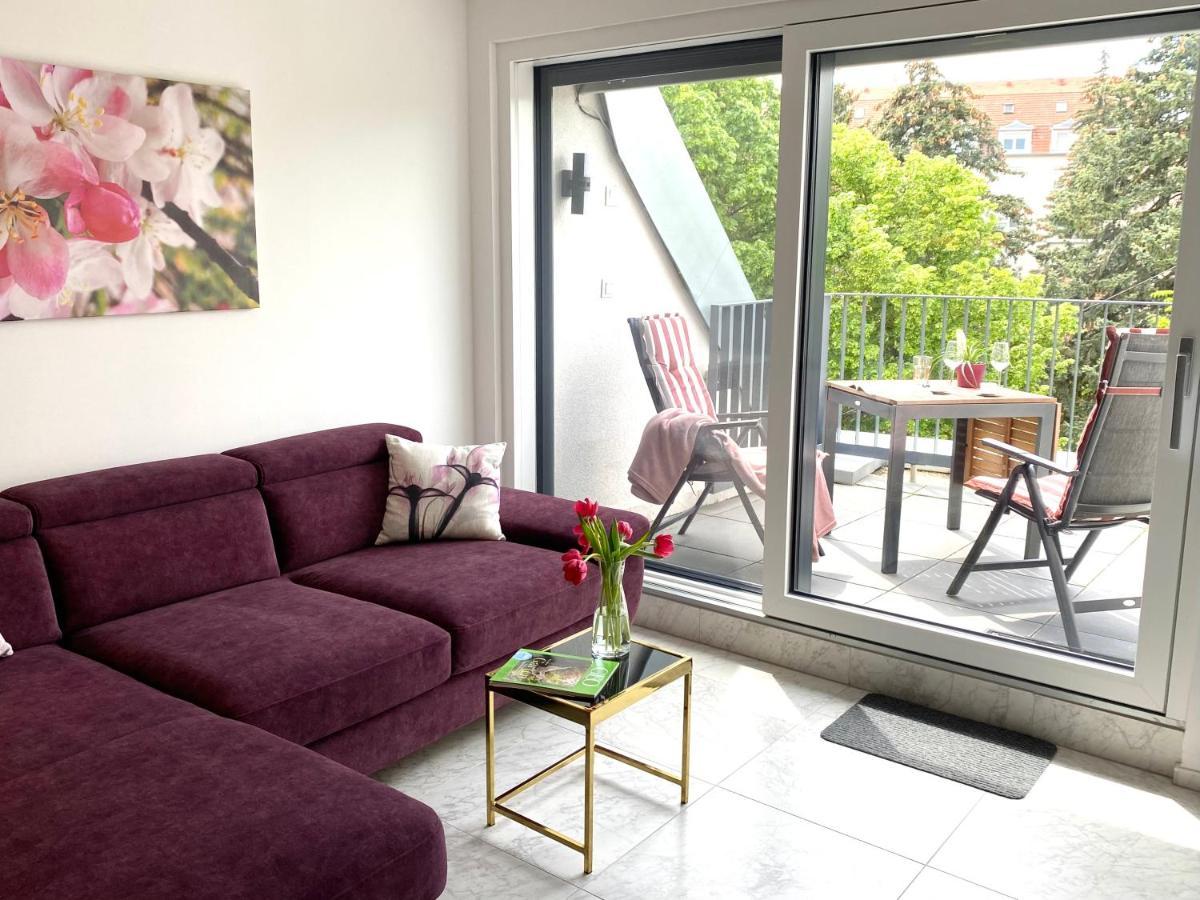 Lilie Appartement In Heviz Mit Tiefgarage, New And Modern Luaran gambar